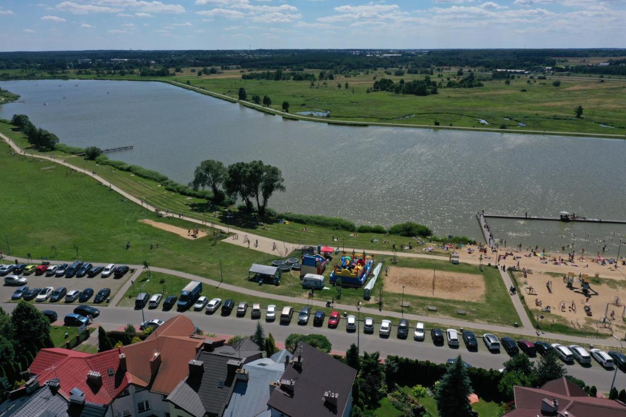 Pokoje Hotelowe Nad Zalewem Siedlce Exteriör bild